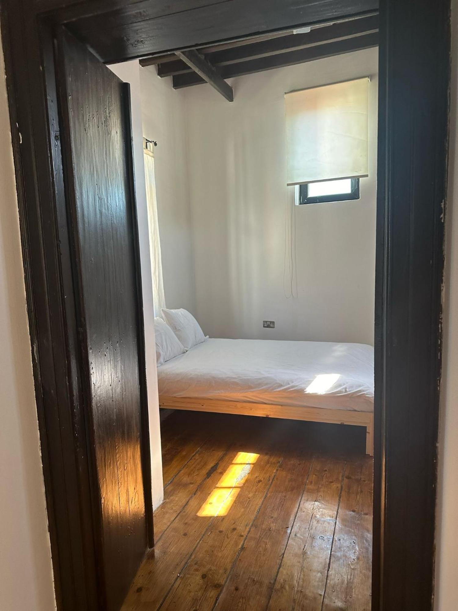 Olive House Villa ไคริเนีย ภายนอก รูปภาพ